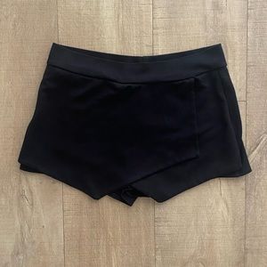 Cheryl Creations Girls Black Envelope Skort